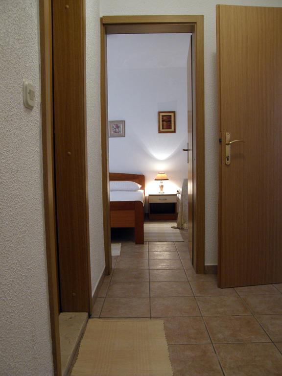 Apartments Mandic Tucepi Room photo